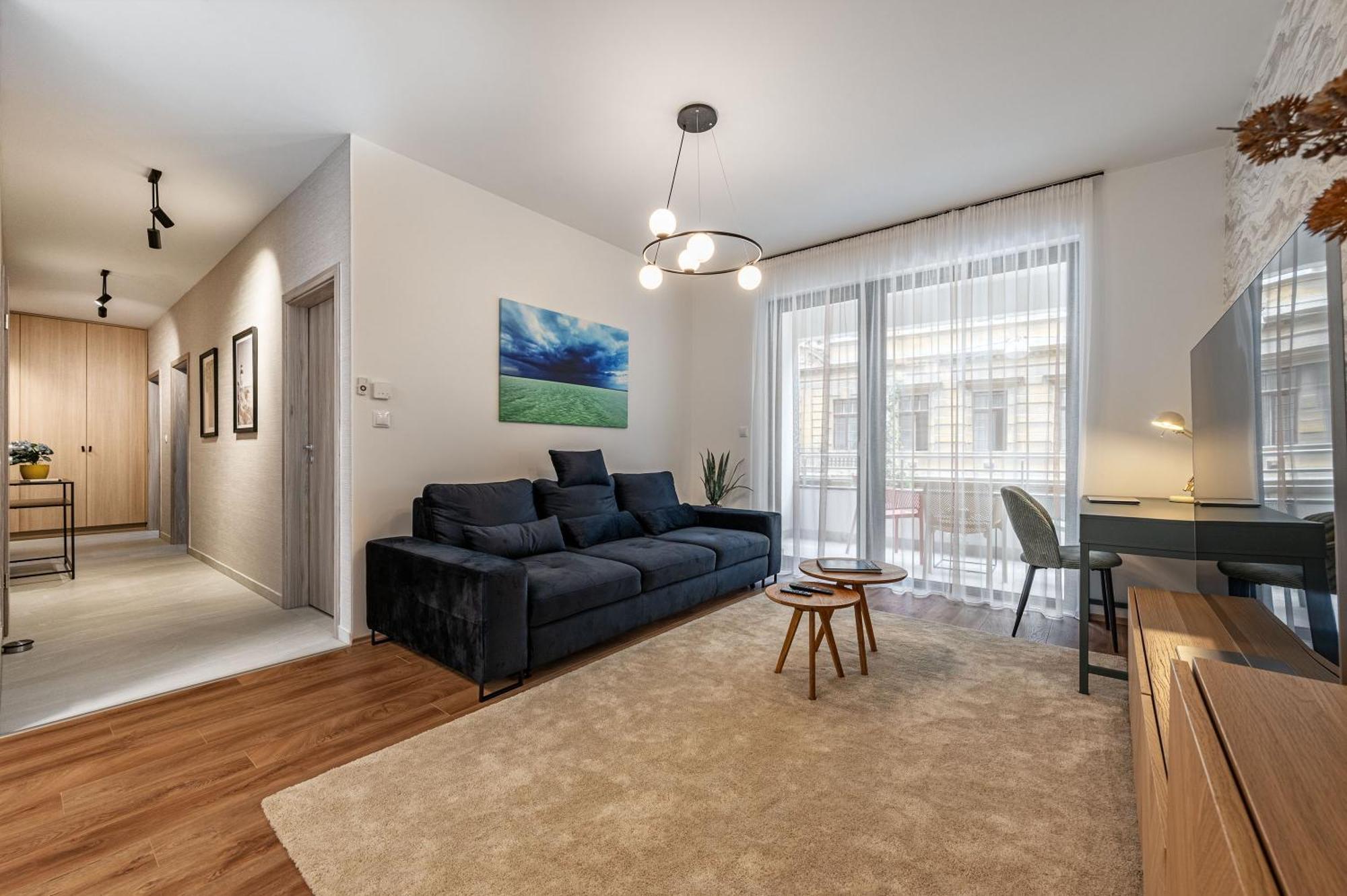 3 Bedroom W Garage And Balcony Apartmán